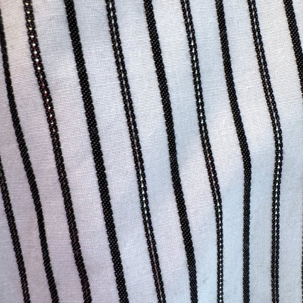 ROBERT GRAHAM Women's White Black Holiday Silver Thread Classic Fitted Blouse M - Picture 4 of 10